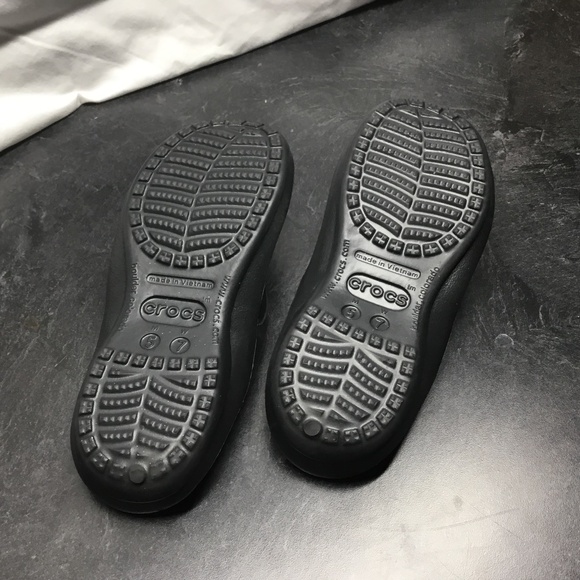 Crocs flip flops sandals - Picture 2 of 4